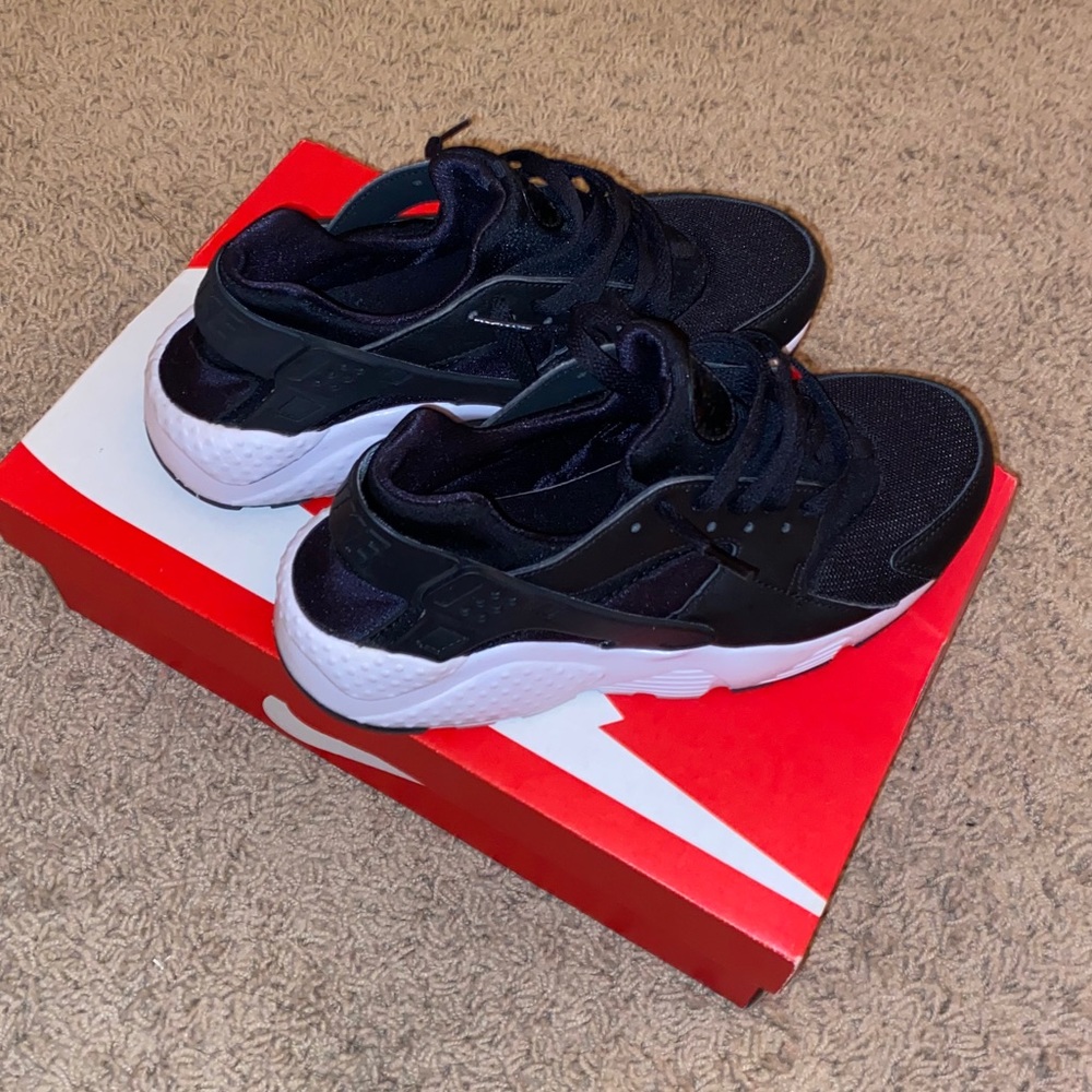 Nike Huarache Run Sneakers